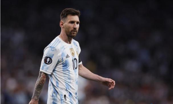 中国航母技术超美？特朗普避谈福建舰，背后有几层原因